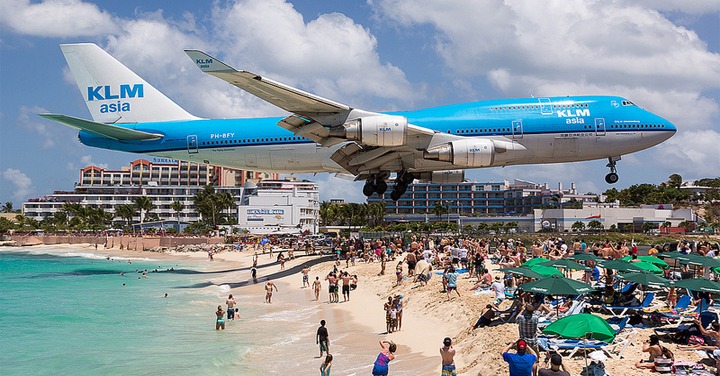 Maho Beach